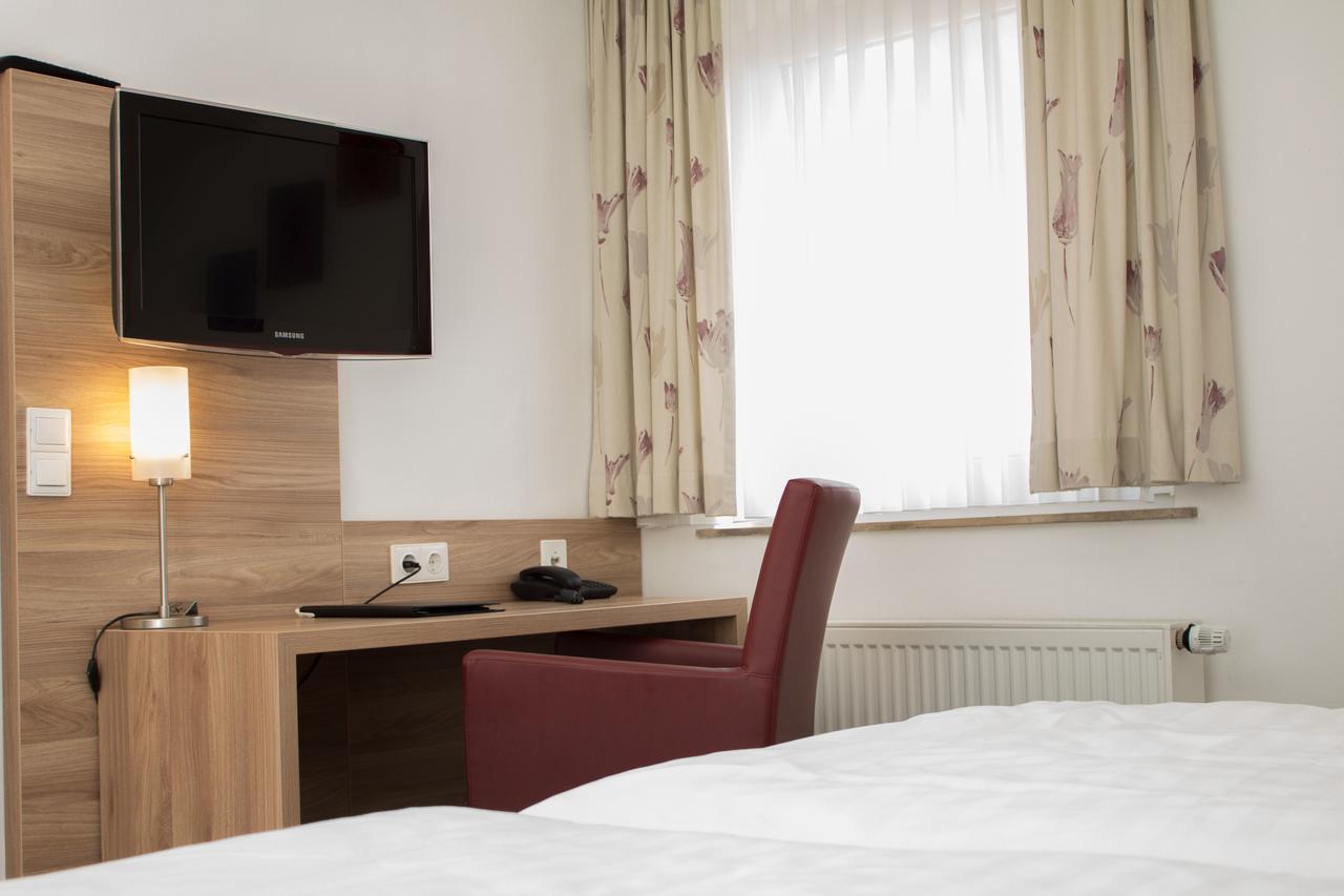 Hotel Schuetzenburg Burscheid Eksteriør bilde