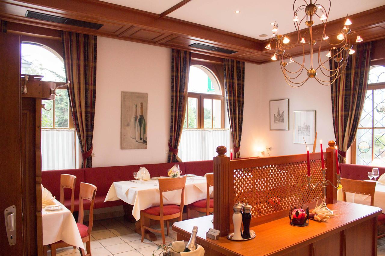 Hotel Schuetzenburg Burscheid Eksteriør bilde