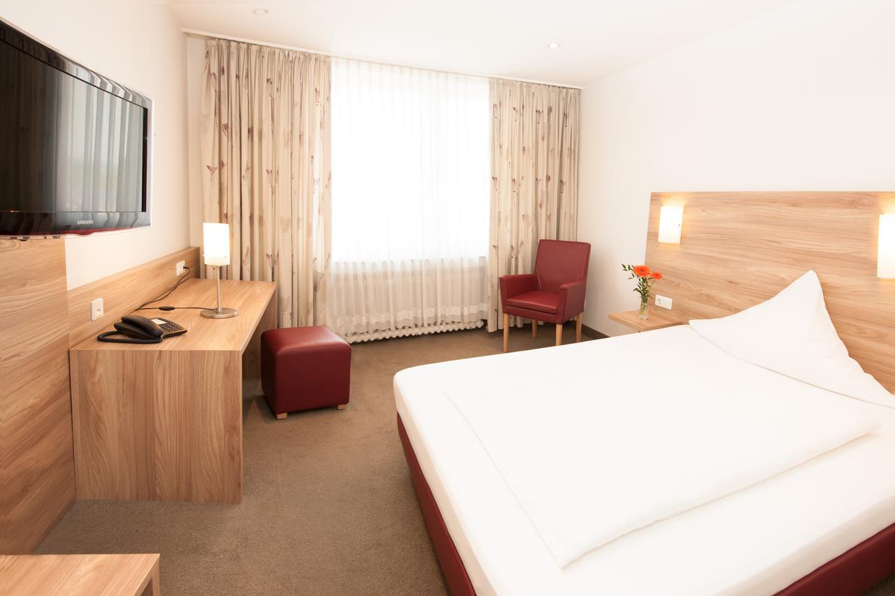 Hotel Schuetzenburg Burscheid Eksteriør bilde